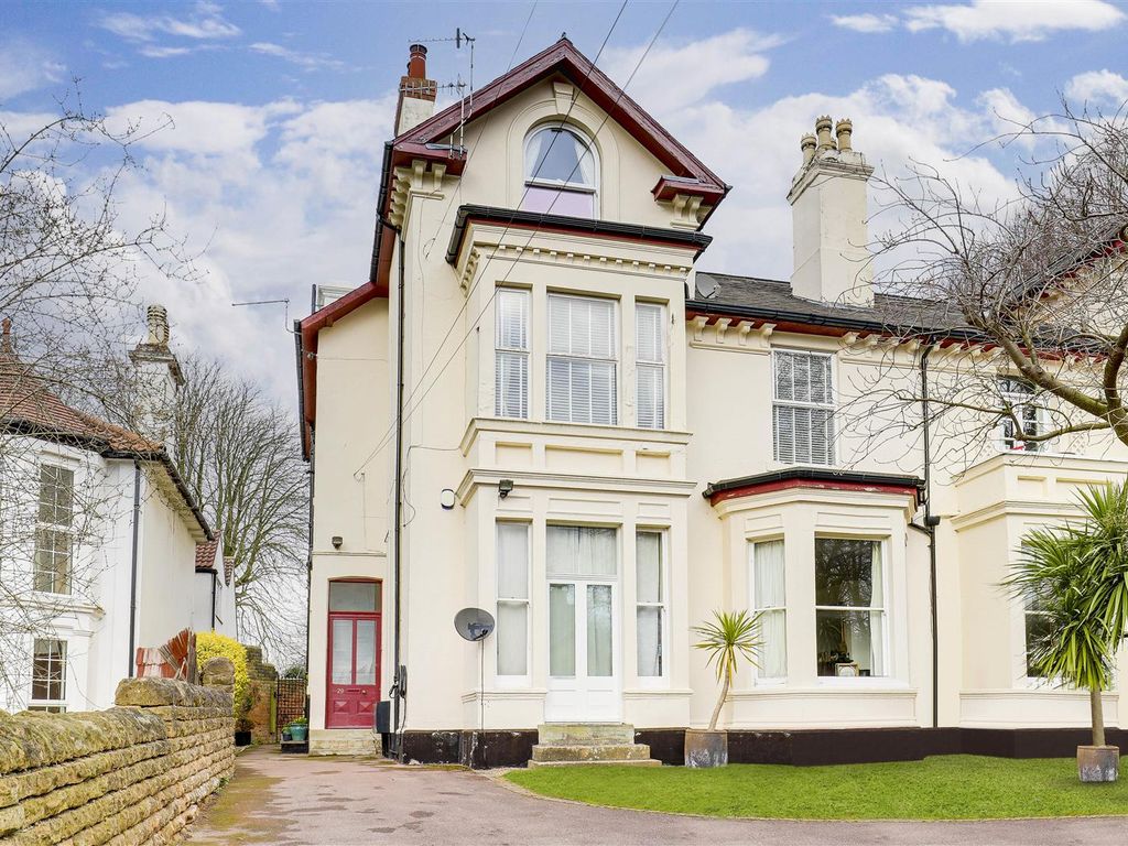 2 bed flat for sale in Private Road, Sherwood, Nottinghamshire NG5 Zoopla