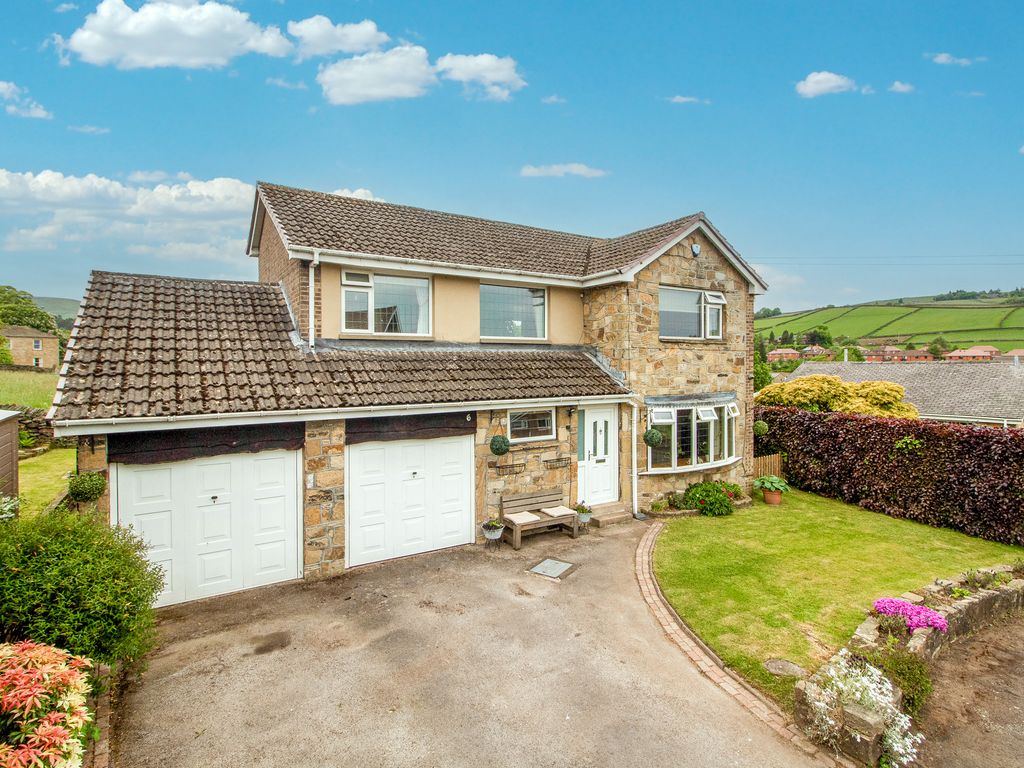 4 bed detached house for sale in Bankfield Drive, Holmbridge, Holmfirth
