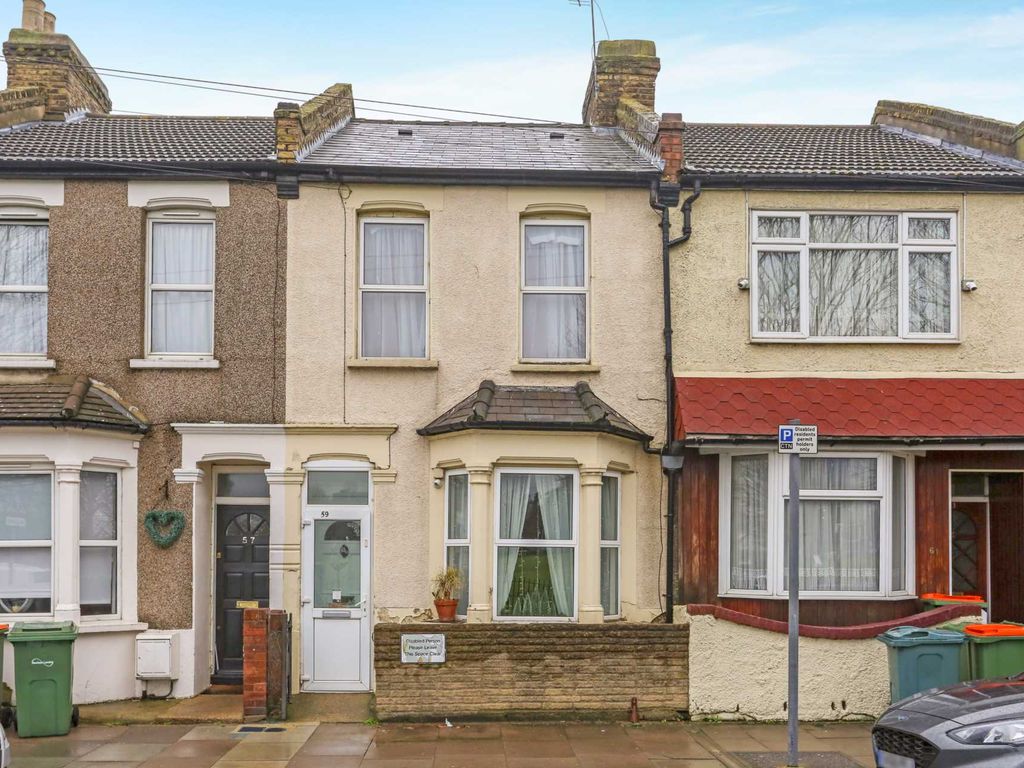 2 bed property to rent in Star Lane, Canning Town E16 Zoopla