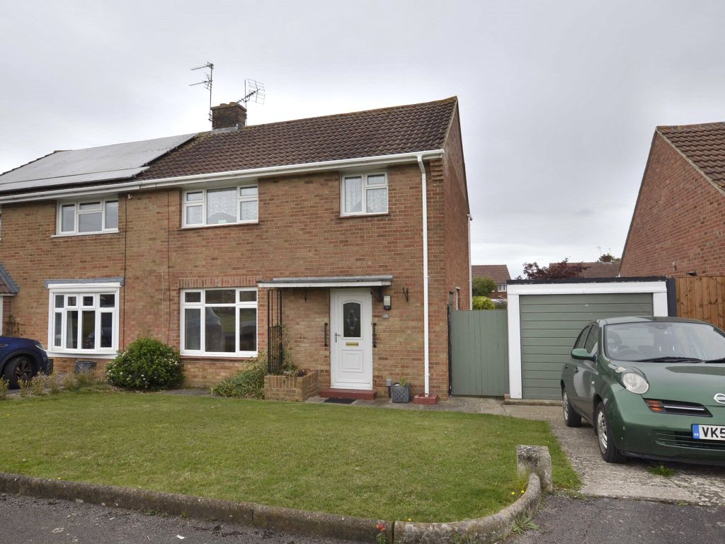 3 bed semidetached house for sale in Rowan Gardens, Brockworth