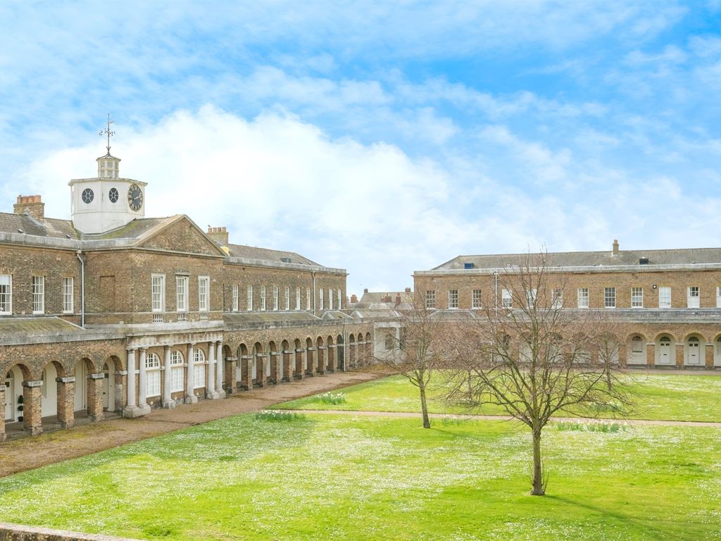 2 bed flat for sale in Royal Naval Hospital, Great Yarmouth NR30, £