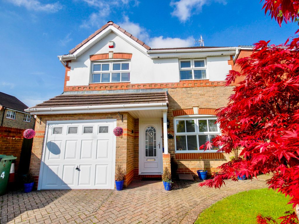 4 bed detached house for sale in St. Davids Close, Libanus Fields