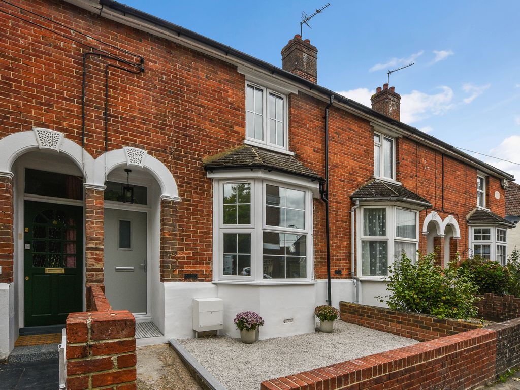 3 bed terraced house for sale in Charles Street, Petersfield GU32 Zoopla
