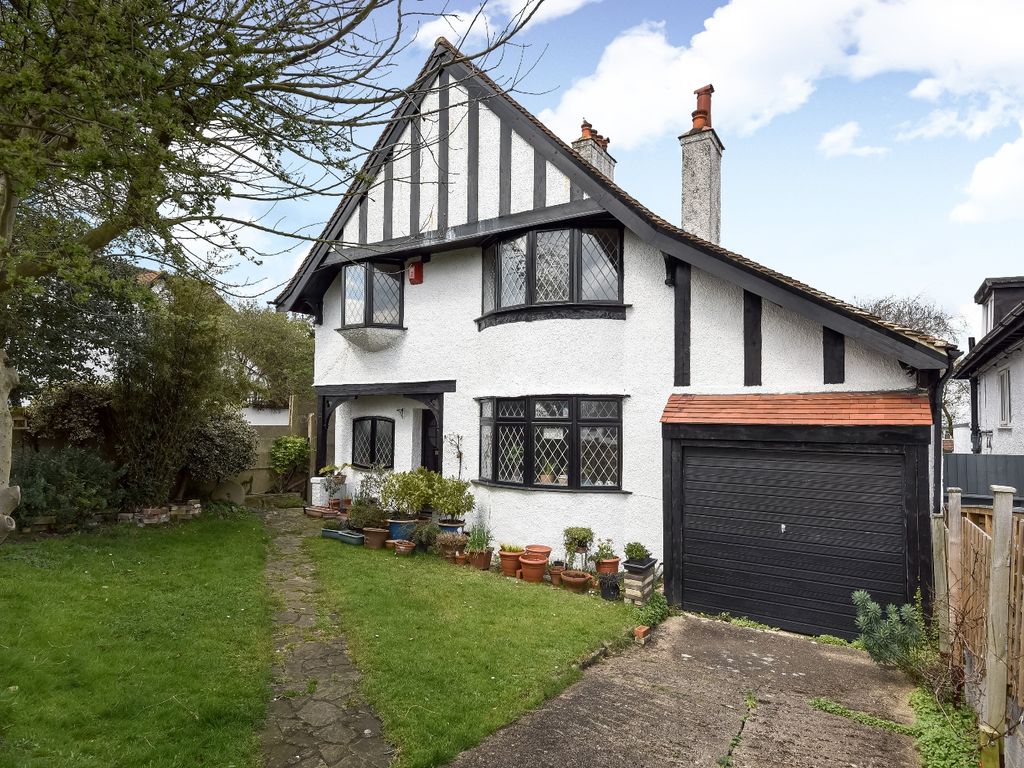 4 bed detached house for sale in Pollards Hill North, London SW16 Zoopla