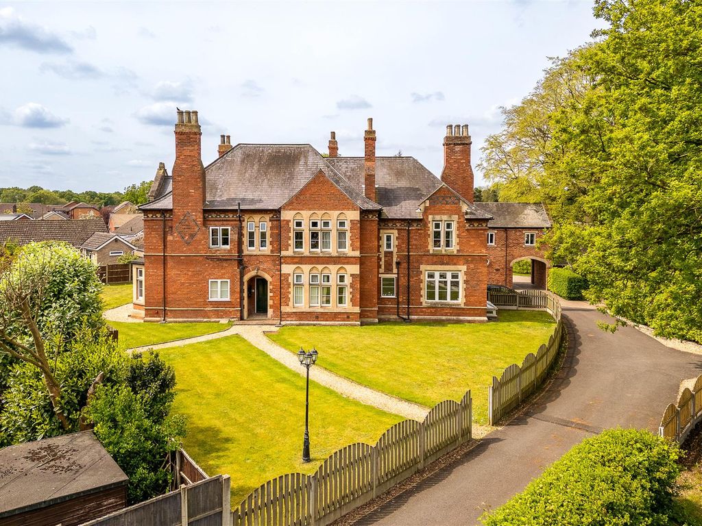 9 bed detached house for sale in Old Vicarage Gardens, Skellingthorpe