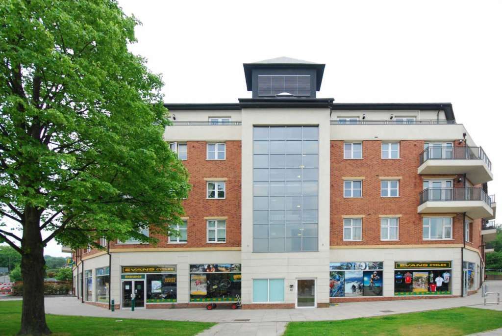 2 bed flat to rent in Peaberry Court, Greyhound Hill, Hendon NW4 Zoopla