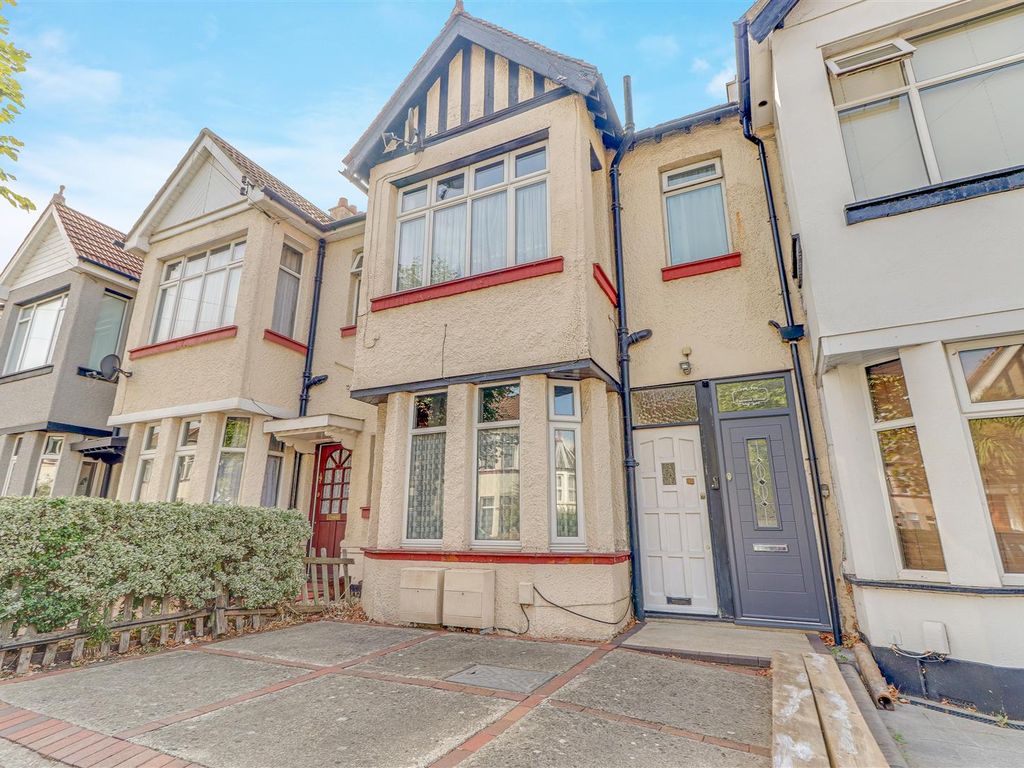 1 bed for sale in Fairmead Avenue, WestcliffOnSea SS0 Zoopla