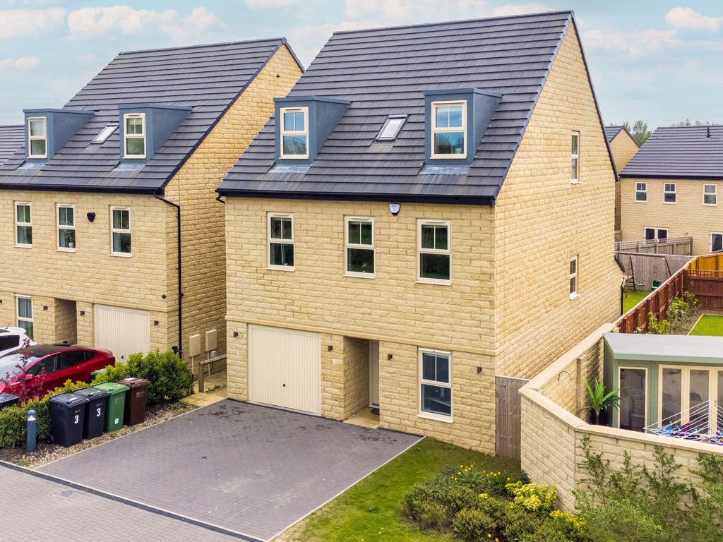 New home, 5 bed detached house for sale in Mosedale Drive, Near Thorner, Leeds LS14 Zoopla