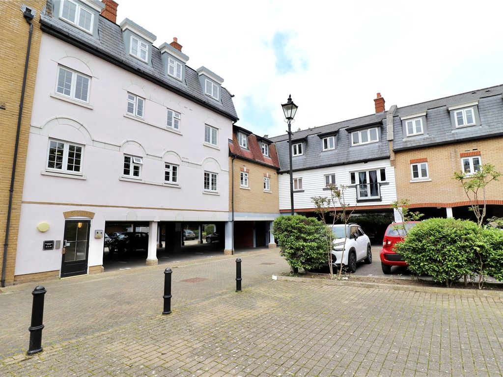 2 bed flat for sale in Rocheforte House, Rochford SS4 Zoopla