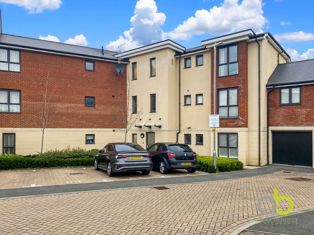 2 bed flat for sale in Somerset Court, Northfleet, Gravesend DA11 Zoopla