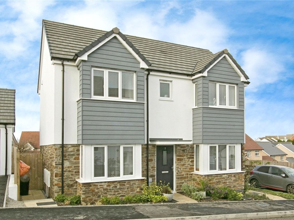 3 bed detached house for sale in Long Croft Crescent, Hayle, Cornwall