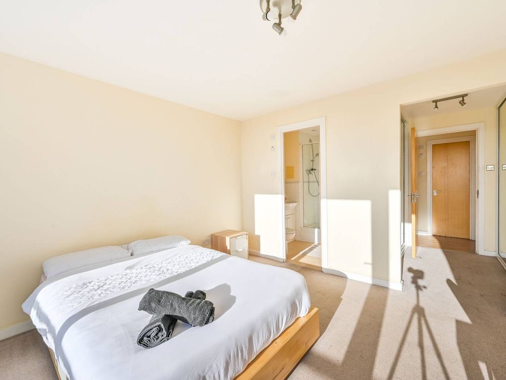 Berglen Court, Limehouse, London E14  