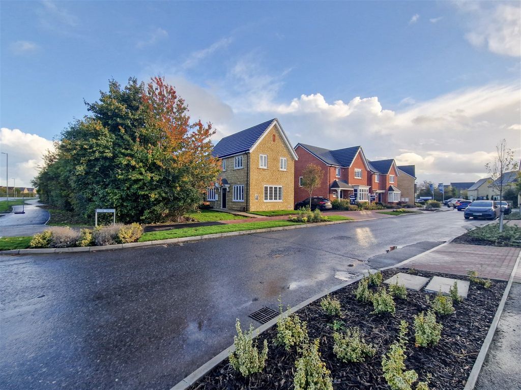 New home, 3 bed detached house for sale in Basil Drive, Melksham SN12