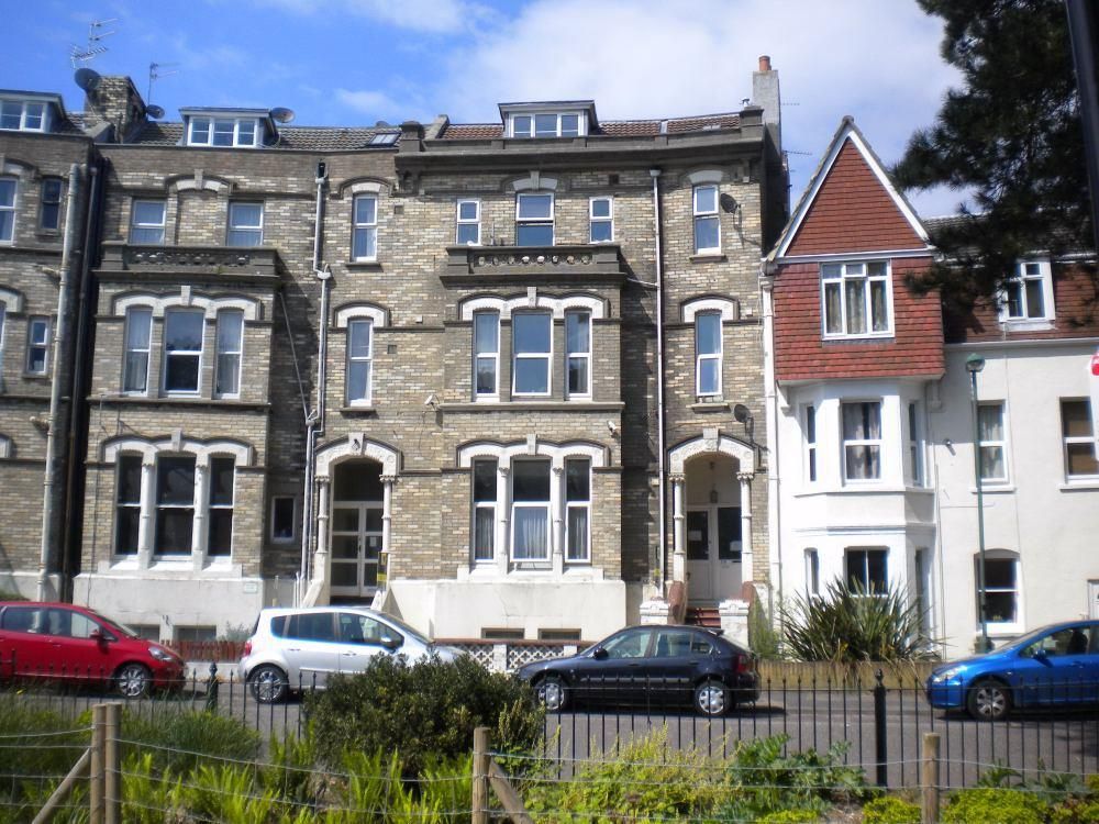 Studio to rent in The Crescent, Bournemouth BH1 Zoopla