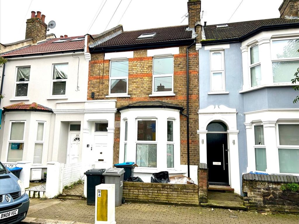 2 bed flat to rent in Leopold Road, Harlesden NW10, £1,750 pcm Zoopla