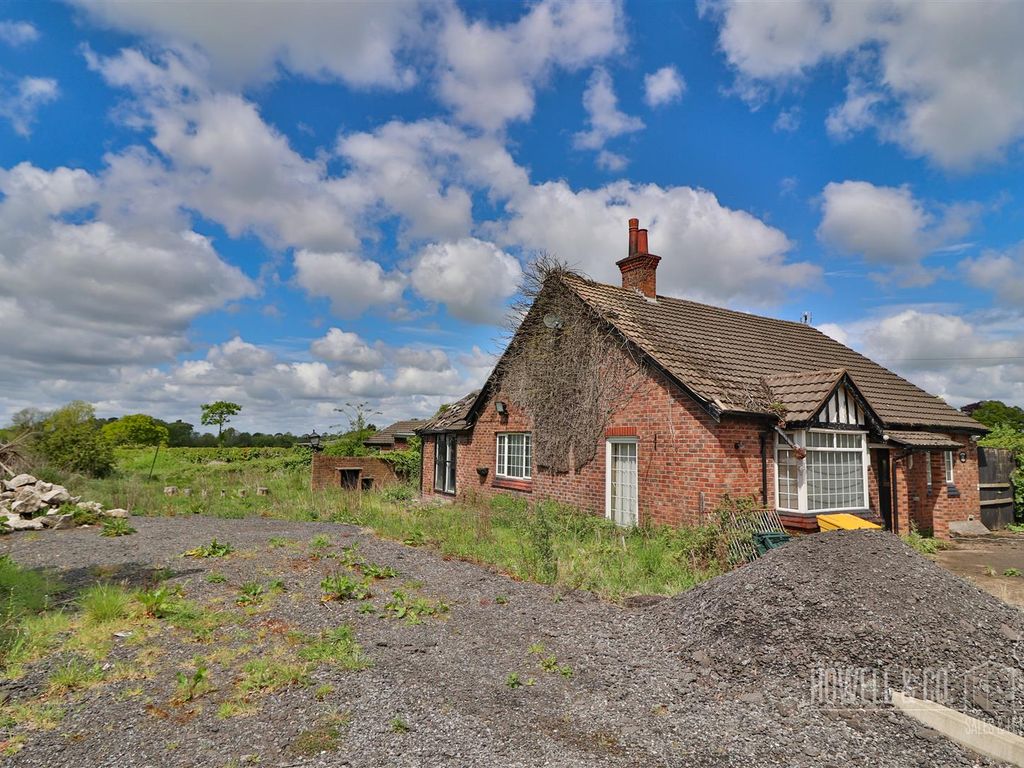 Land for sale in Cherry Lane, Lymm WA13, £1,000,000 Zoopla