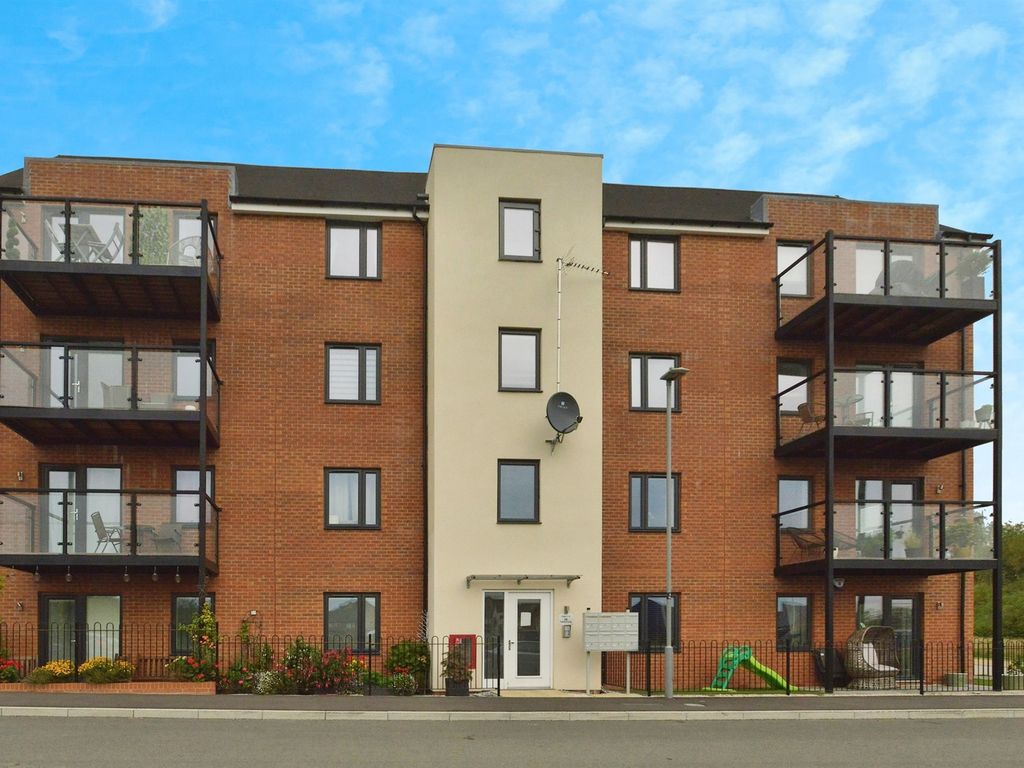 2 bed flat for sale in Tutbury Lane, Kingsmead, Milton Keynes MK4, £