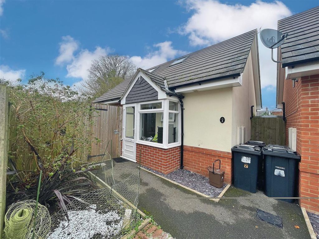 Hazelwood Close, Winton, Bournemouth BH9