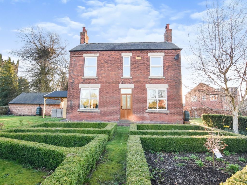 3 bed detached house for sale in Stretton Road, Morton, Alfreton DE55