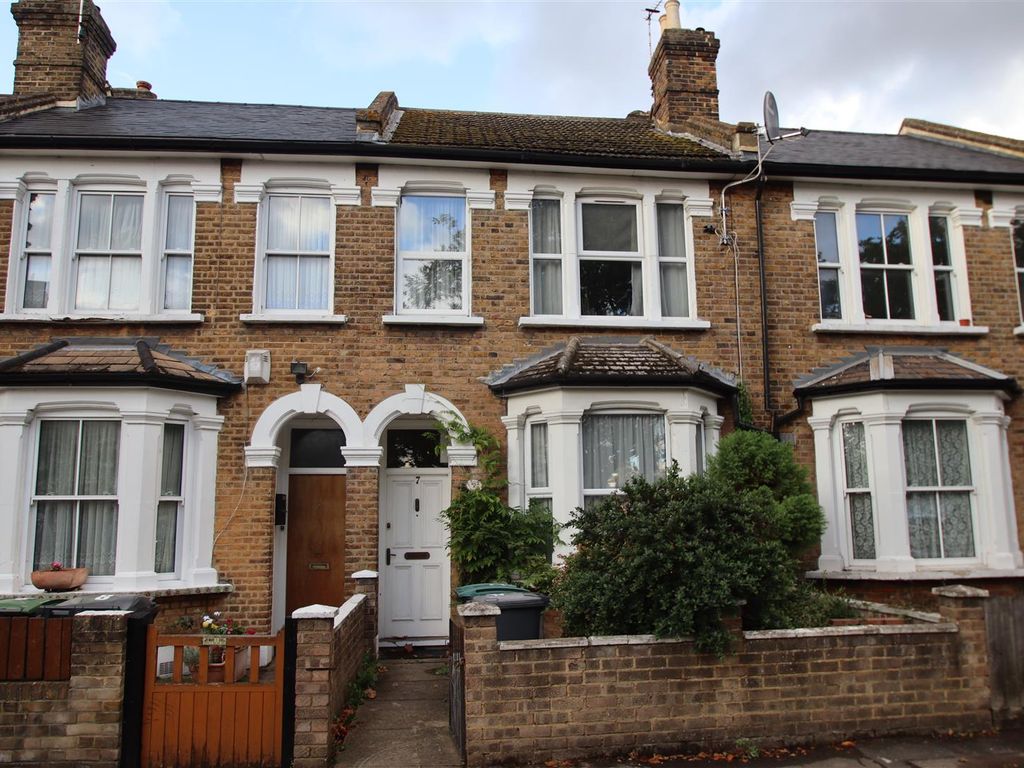 1 bed property for sale in Trinity Road, London N22, £325,000 Zoopla