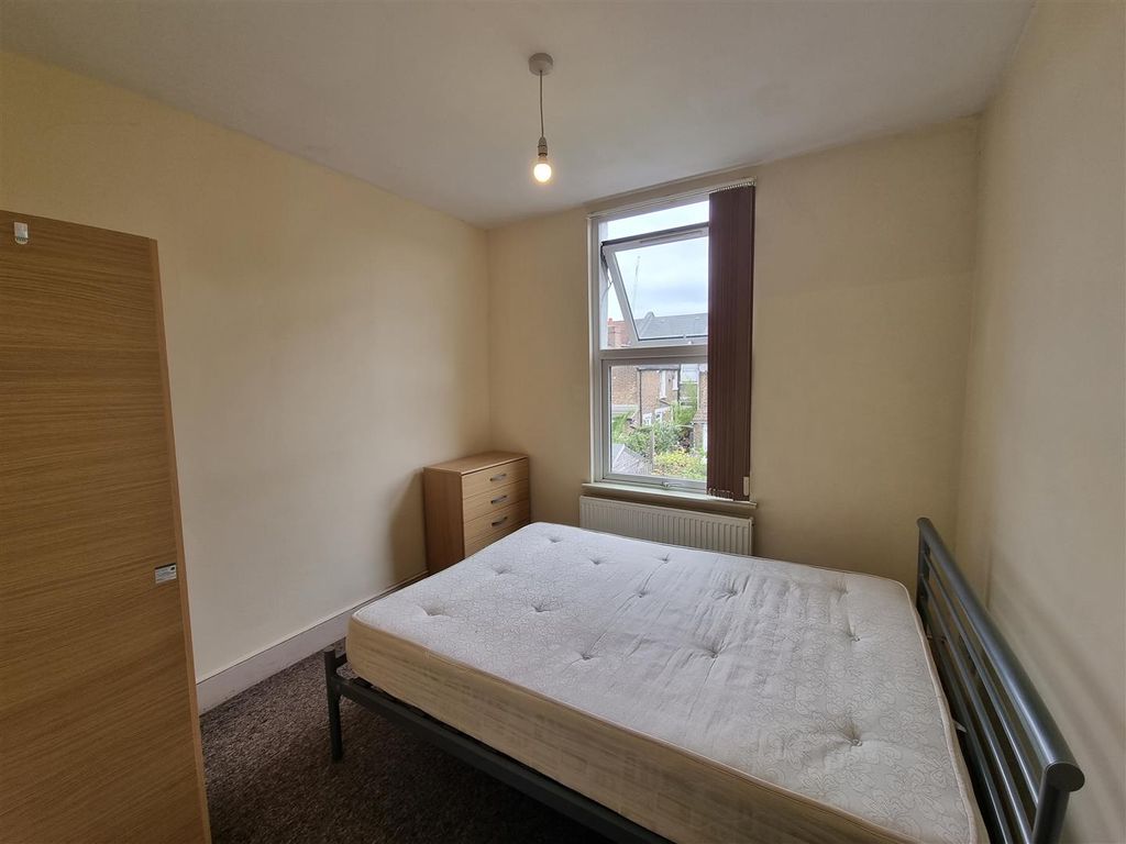Room to rent in Tynemouth Road, Tottenham, London N15 Zoopla
