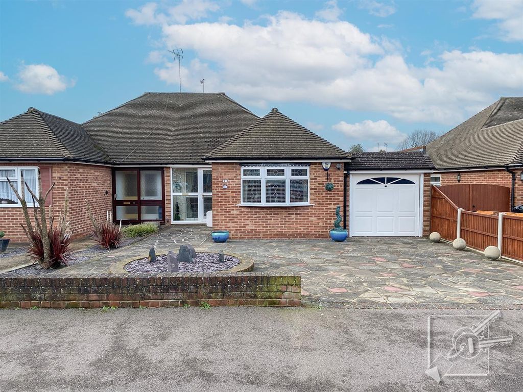 2 bed bungalow for sale in Nursery Road, Meopham, Gravesend DA13, £475,000 Zoopla