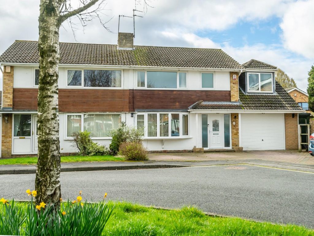 5 bed semidetached house for sale in Thornwood Covert, York