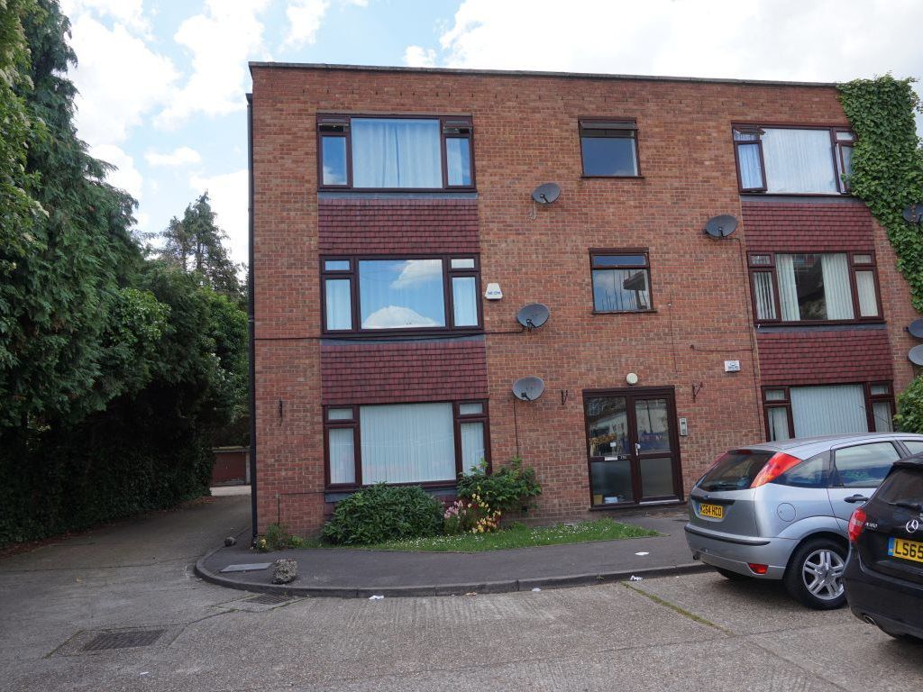 2 bed flat to rent in Windsor Road, Slough SL1 Zoopla