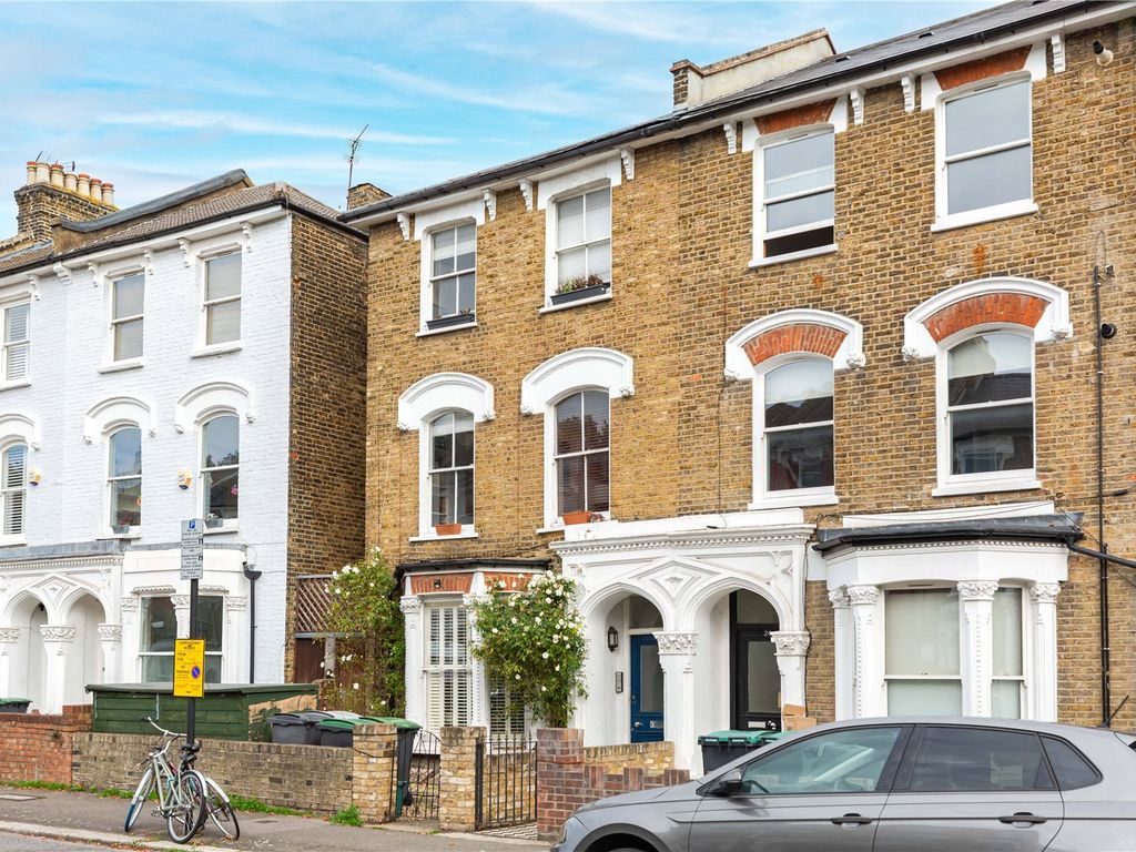 2 bed flat for sale in Lancaster Road, Finsbury Park, London N4 Zoopla