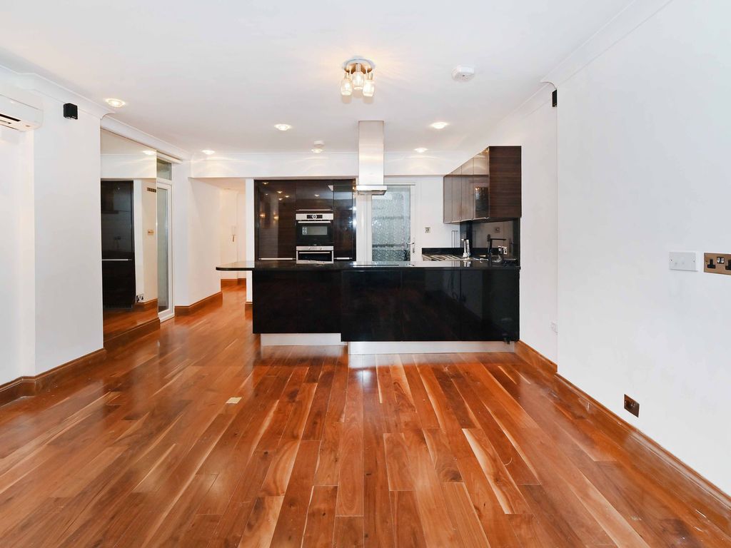 2 bed flat to rent in Lancaster Gate, London W2 Zoopla