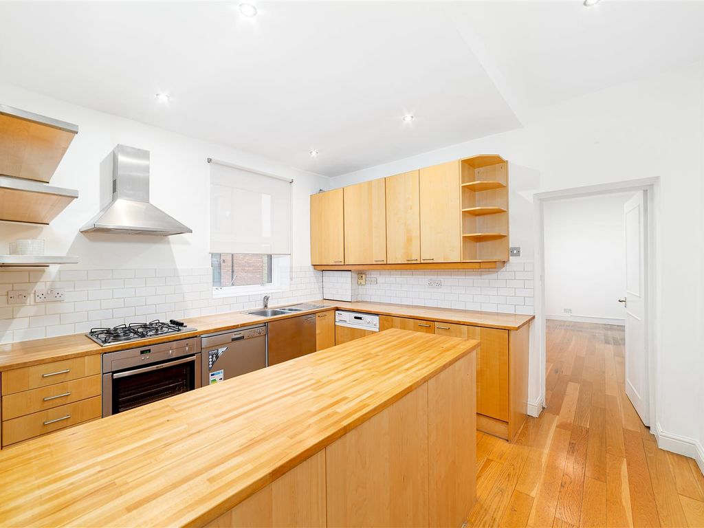 2 bed flat to rent in Kilburn Lane, London W10, £1,950 pcm Zoopla