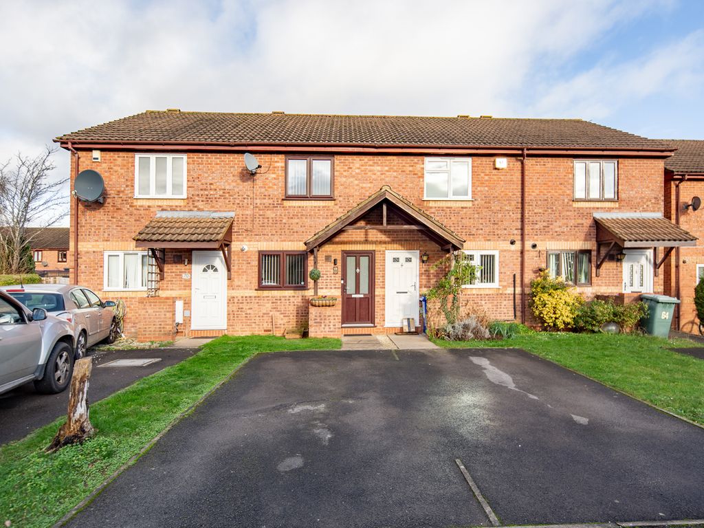 2 bed terraced house to rent in Coopers Green, Bicester OX26, £1,200