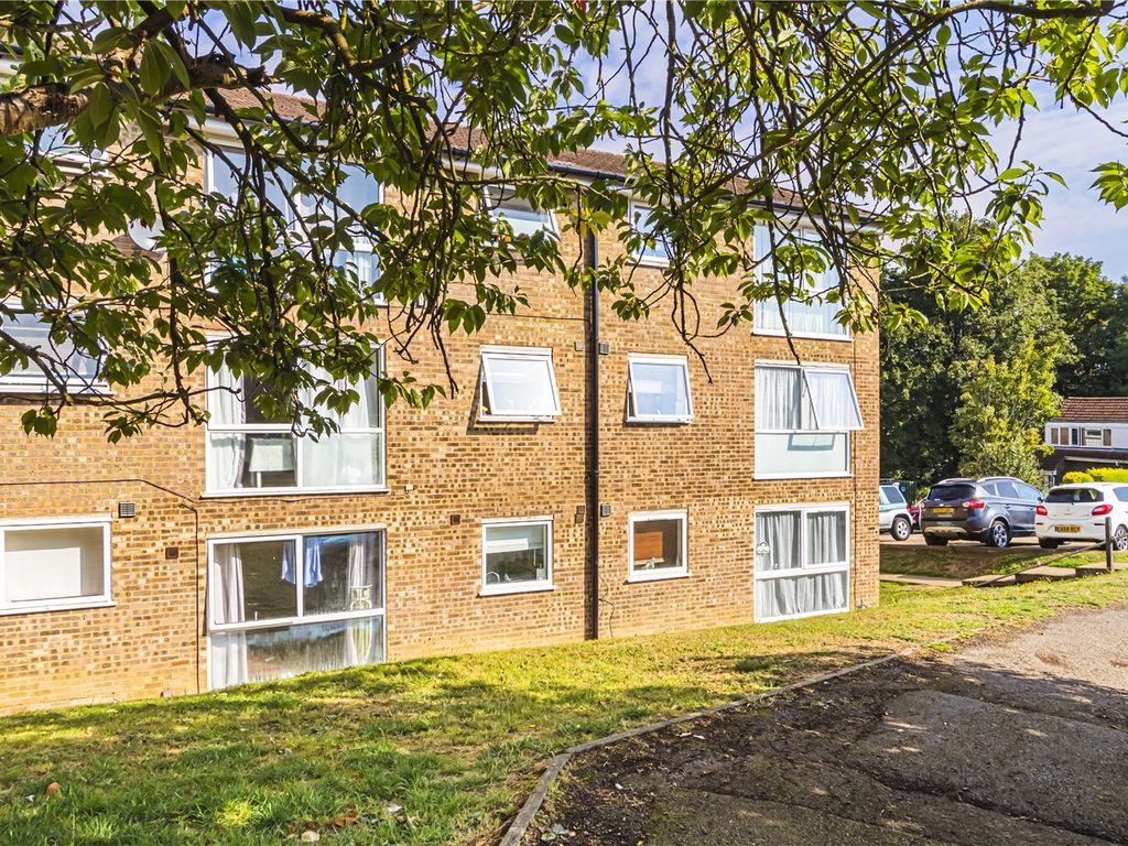 2 bed flat for sale in Tattershall Drive, Woodhall Farm, Hemel