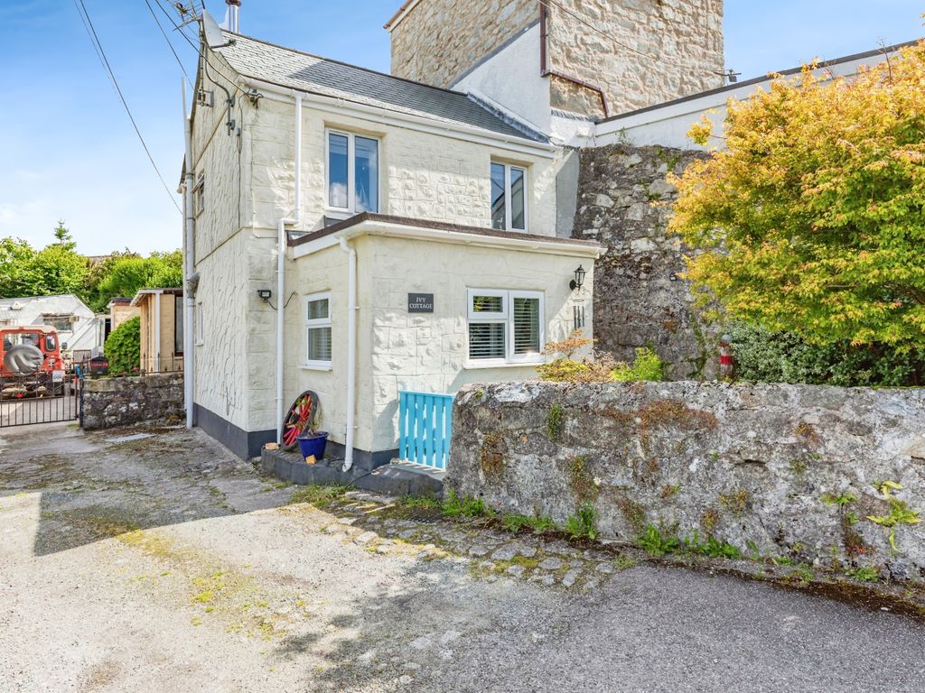 2 bed end terrace house for sale in Wheal Bull, Foxhole, St. Austell