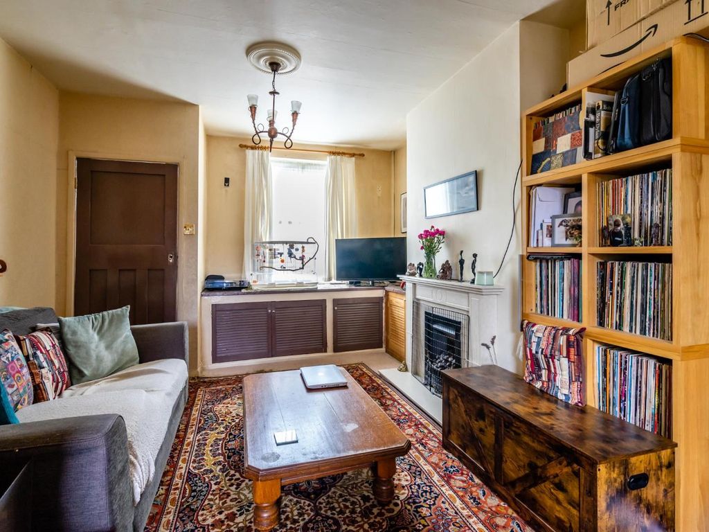 2 bed terraced house for sale in Hanover Street West, York YO26 Zoopla