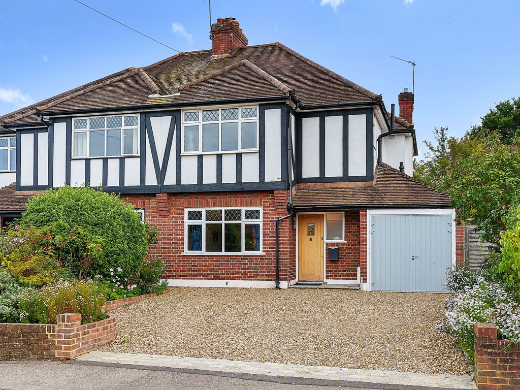 3 bed semidetached house for sale in Craddocks Avenue, Ashtead KT21, £