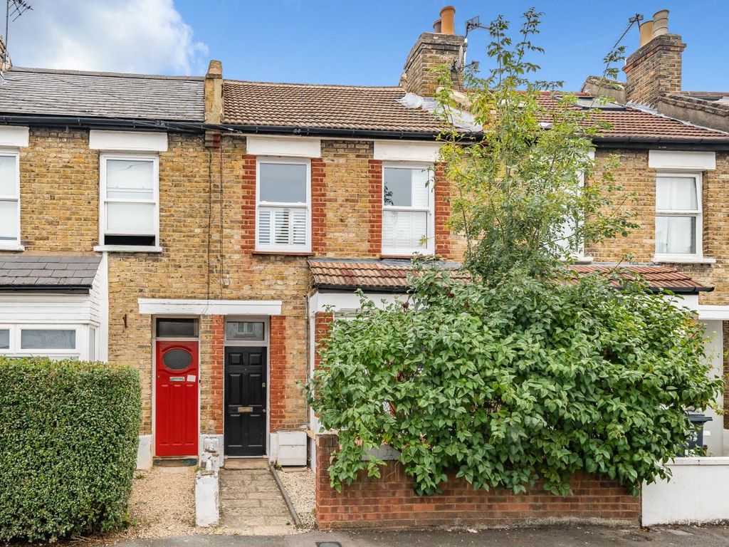 1 bed flat for sale in Walpole Road, Colliers Wood, London SW19, £