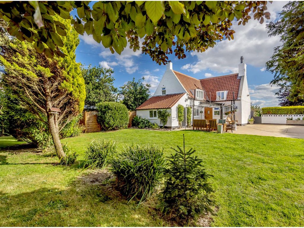 3 bed detached house for sale in Southfields, Old Leake, Boston PE22