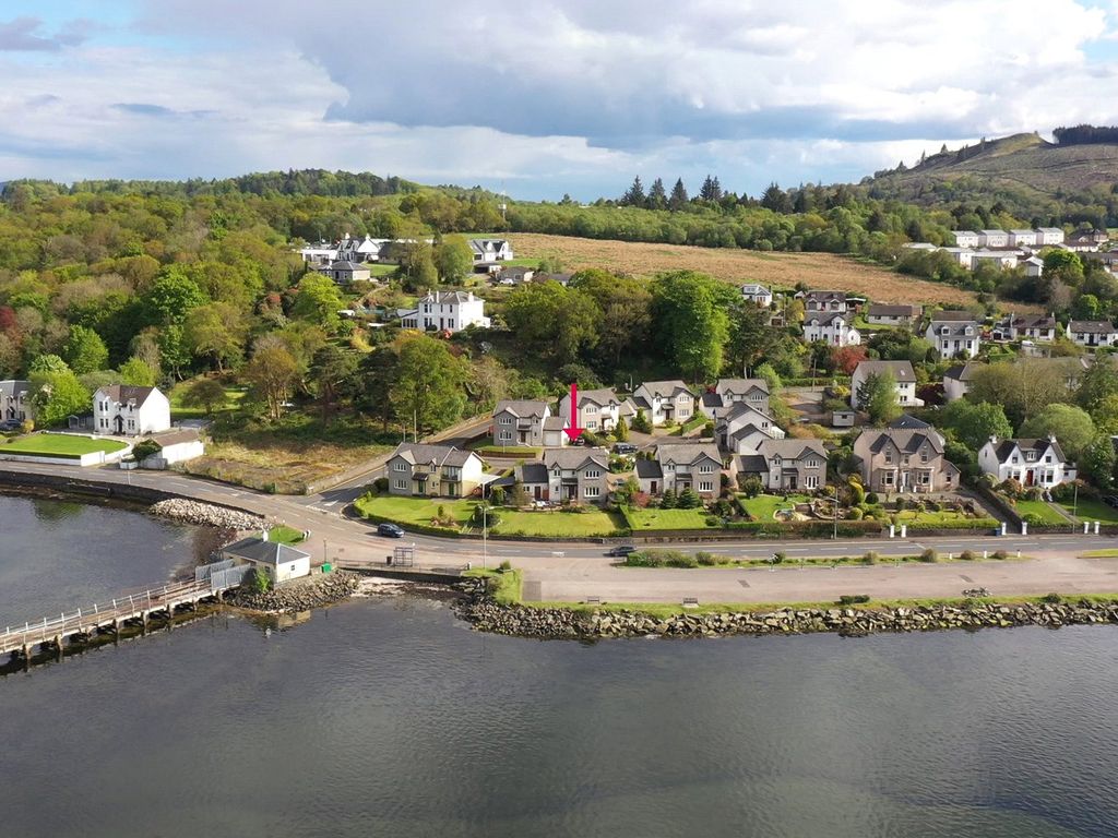 4 bed detached house for sale in Cora, 8 Marina View, Pier Road