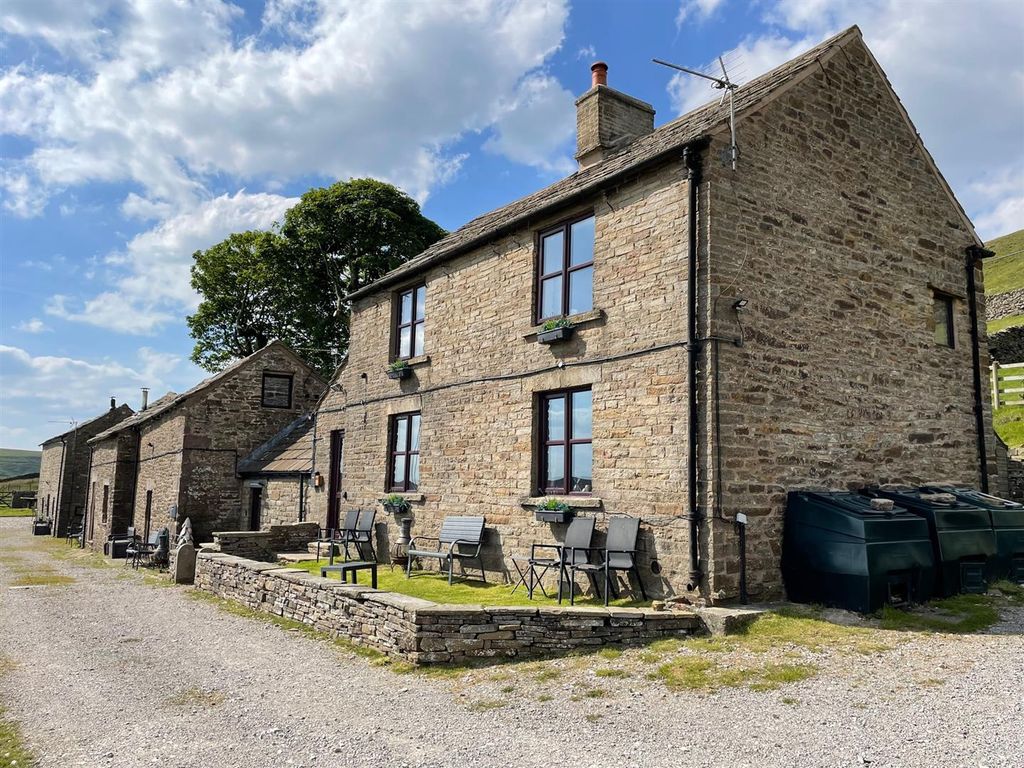 6 bed detached house for sale in Quarnford, Buxton SK17 Zoopla