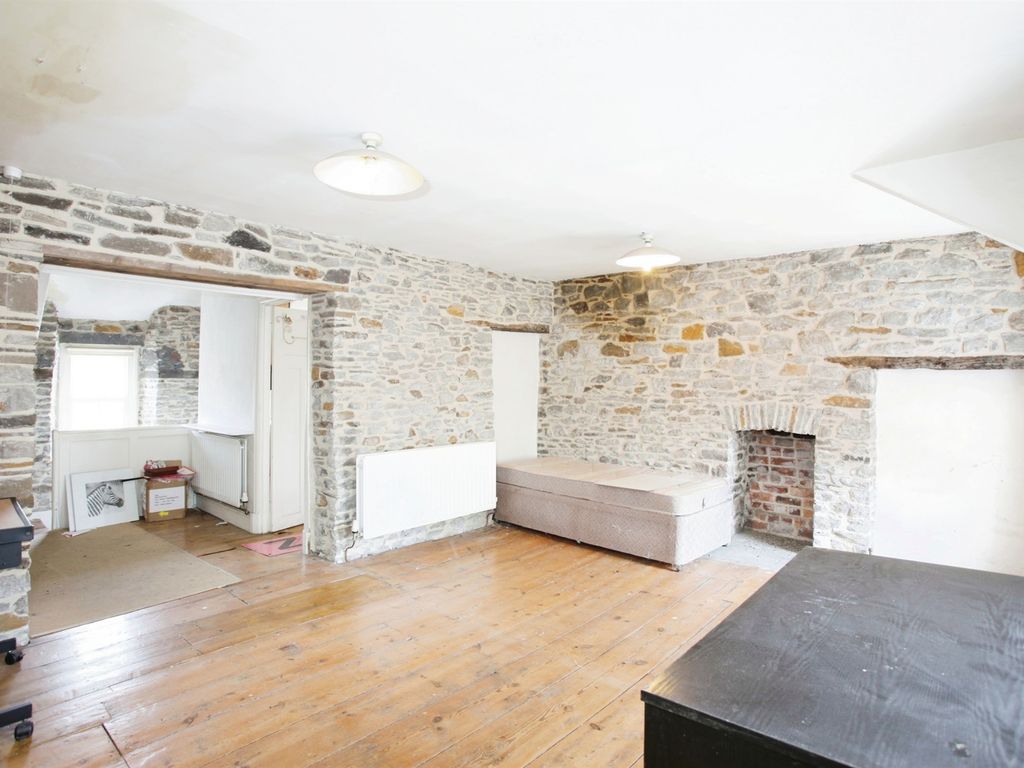 1 bed semidetached house for sale in Swan Street, Llantrisant