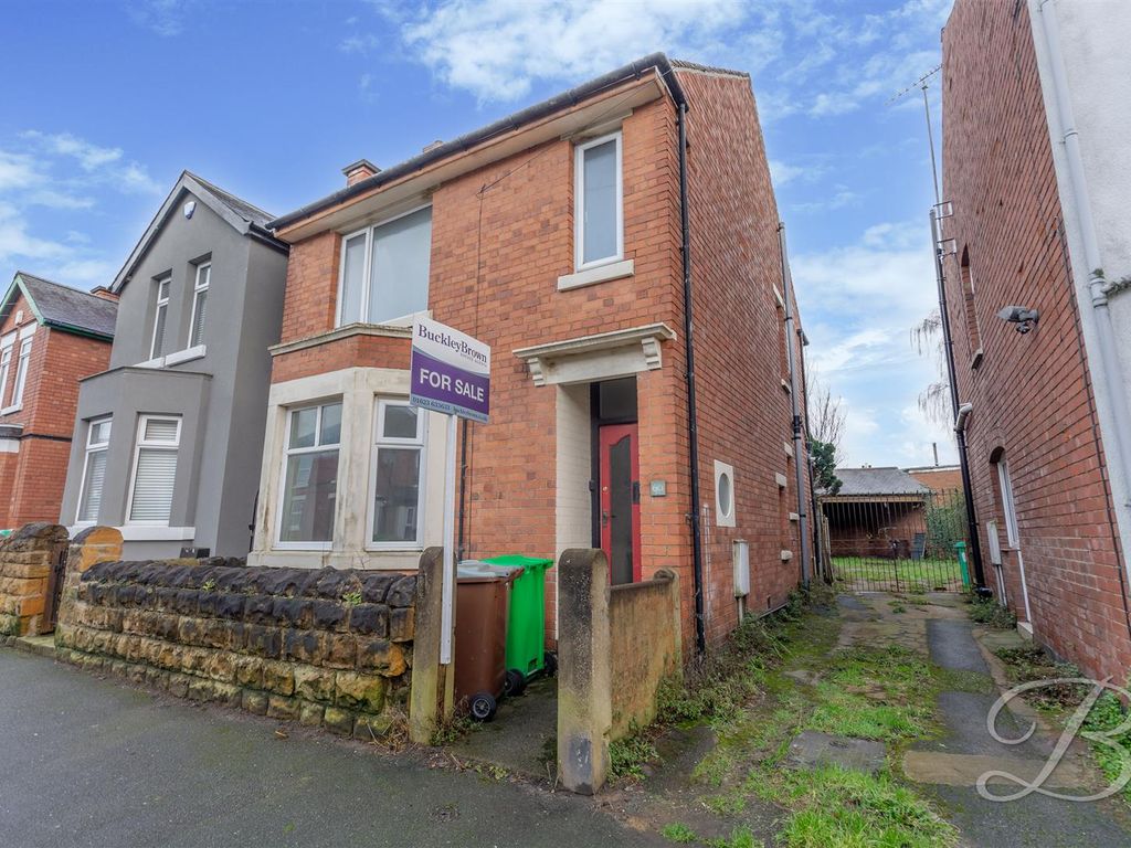 3 bed detached house to rent in Henrietta Street, Bulwell, Nottingham NG6, £925 pcm Zoopla