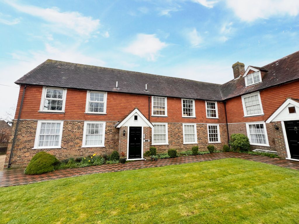 1 bed flat to rent in The Heath, Horsmonden, Tonbridge TN12, £800 pcm Zoopla