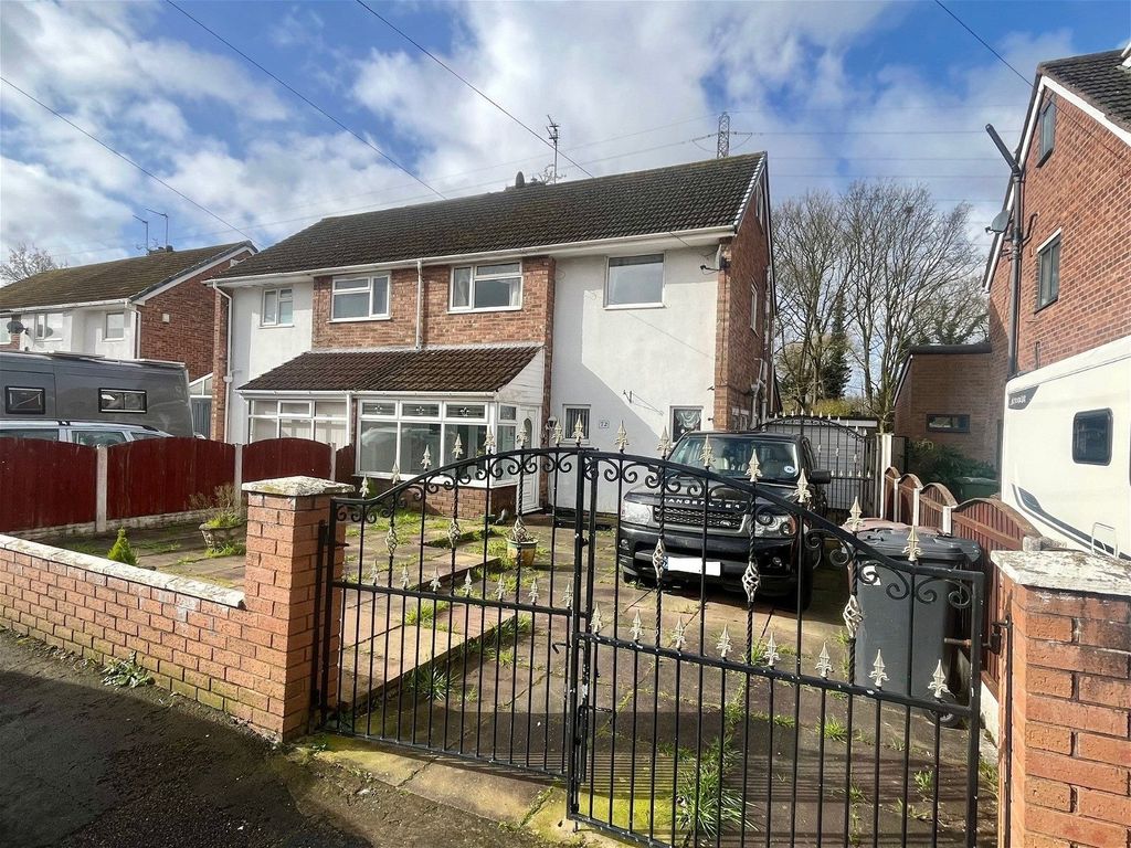 3 bed semidetached house for sale in Sefton Drive, Maghull, Liverpool