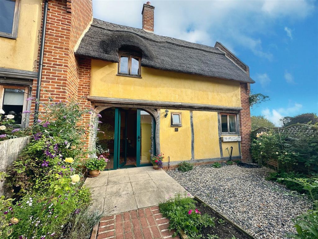 2 bed cottage to rent in Brumstead Road, Stalham, Norwich NR12, £700 pcm Zoopla