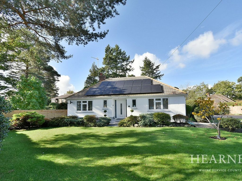 3 bed detached bungalow for sale in Apple Tree Grove, Ferndown BH22