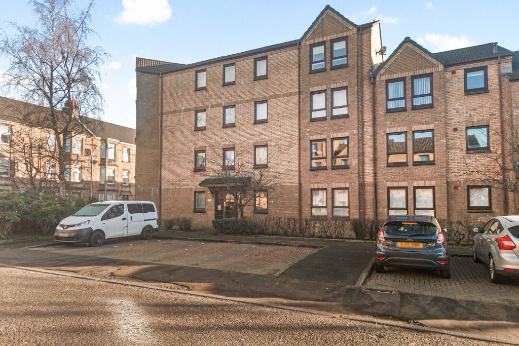 1 bed flat for sale in Hartfield Court, Dumbarton, West Dunbartonshire