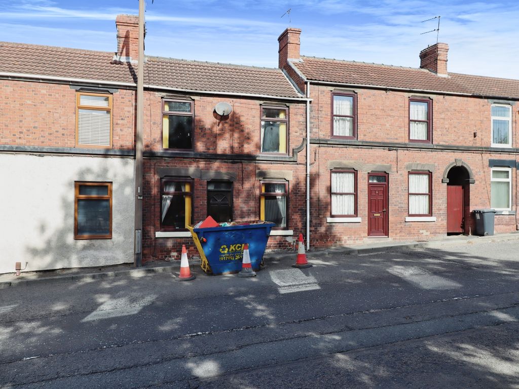 2 bed terraced house for sale in Doncaster Road, Doncaster DN12, £