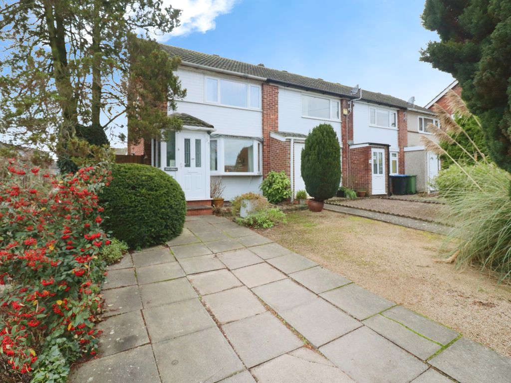 2 bed end terrace house for sale in Freemantle Road, Bilton, Rugby CV22