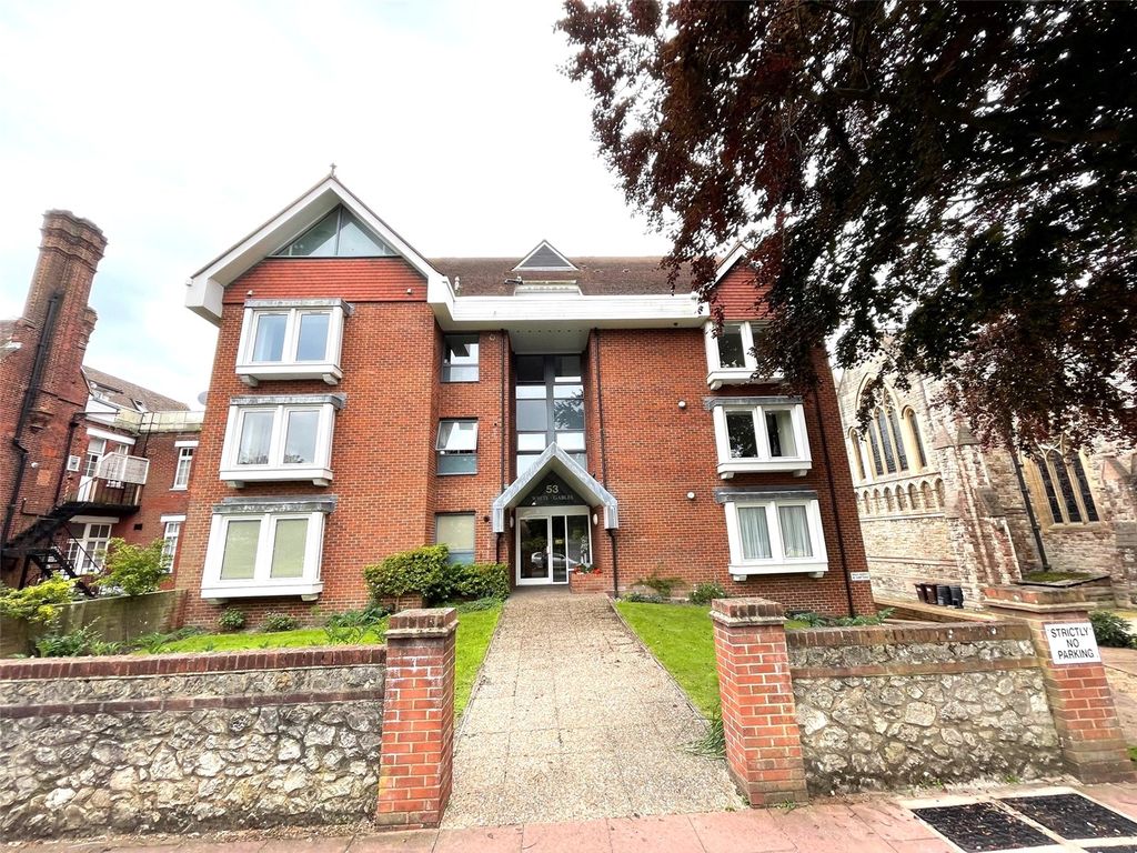 2 bed flat for sale in White Gables, 53 Carlisle Road, Lower Meads